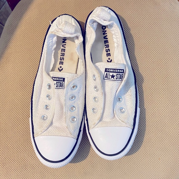 Women’s converse chuck Taylor Allstar size 9 - Picture 2 of 8